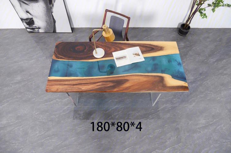 胡桃木树脂桌