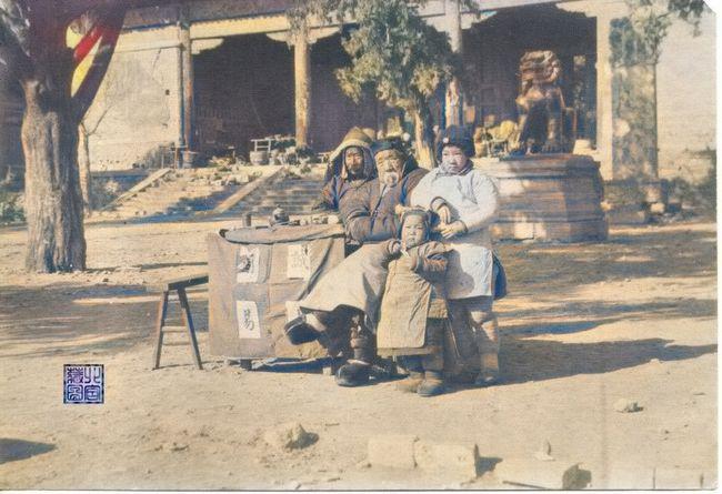 老照片1912年的山东泰安府泰山岱庙和泰安城的风景