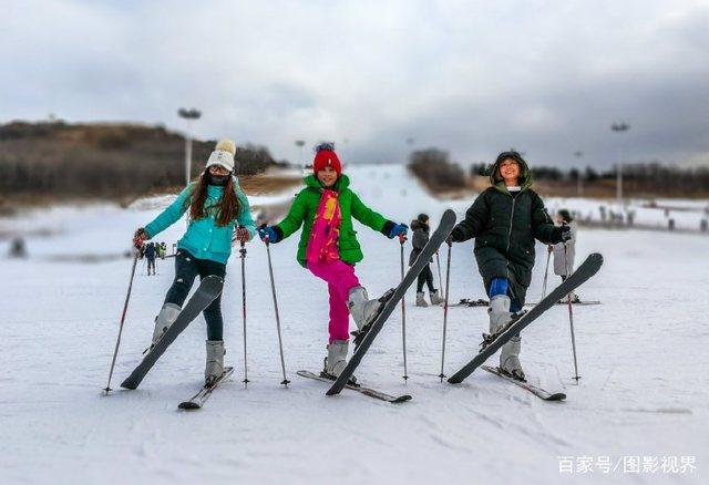雪乡国家滑雪训练基地八一滑雪队就在雪乡为国家培养出了很多优秀的