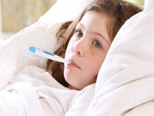 小孩反复发烧是什么原因引起的小孩高烧反复发作是什么原因