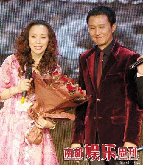 妻子岳秀清是吴刚最欣赏的女演员之一