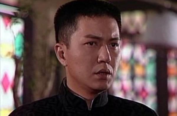 杨嘉诺你们听说过吗?1962年出生于香港不到20岁就开始拍戏.