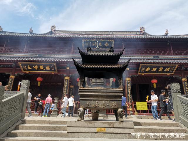 普济禅寺:普陀山最古老最大的寺院